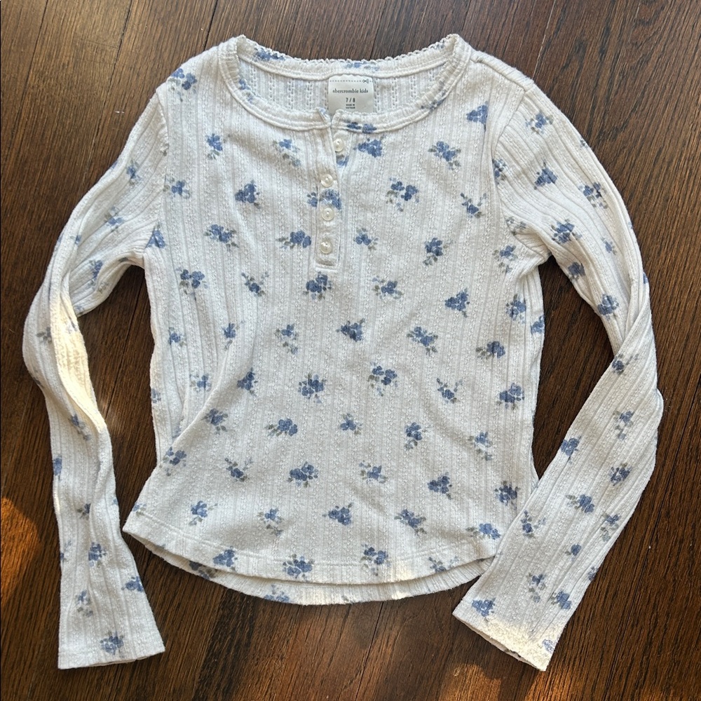 Abercrombie & Fitch Cream Ribbed Henley with Blue Floral Print